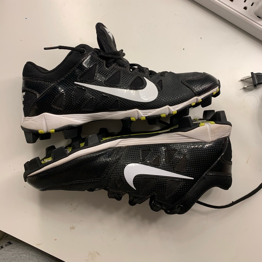 Nike cleats size 9.5 black